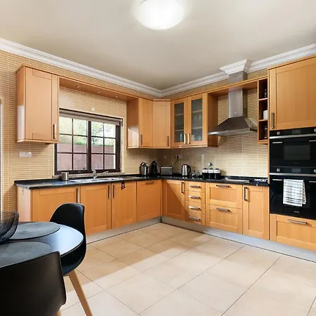 Fabulous T3 Townhouse With Private Swimming Pool Dom wakacyjny *