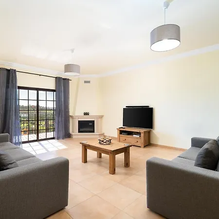 Fabulous T3 Townhouse With Private Swimming Pool Casa vacanze *