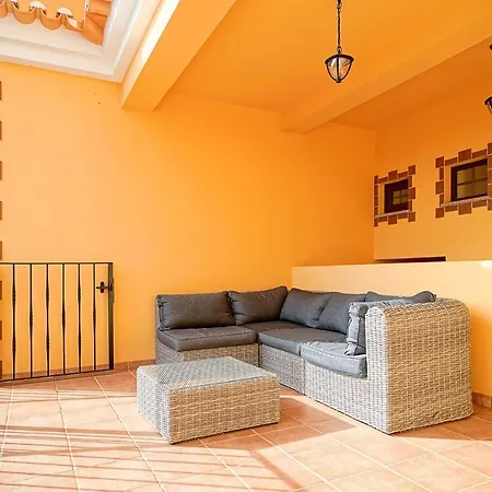 Dom wakacyjny Fabulous T3 Townhouse With Private Swimming Pool Silves