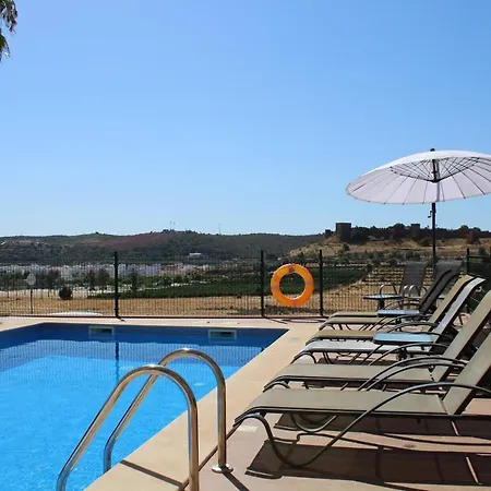 Fabulous T3 Townhouse With Private Swimming Pool بيت للعطل *
